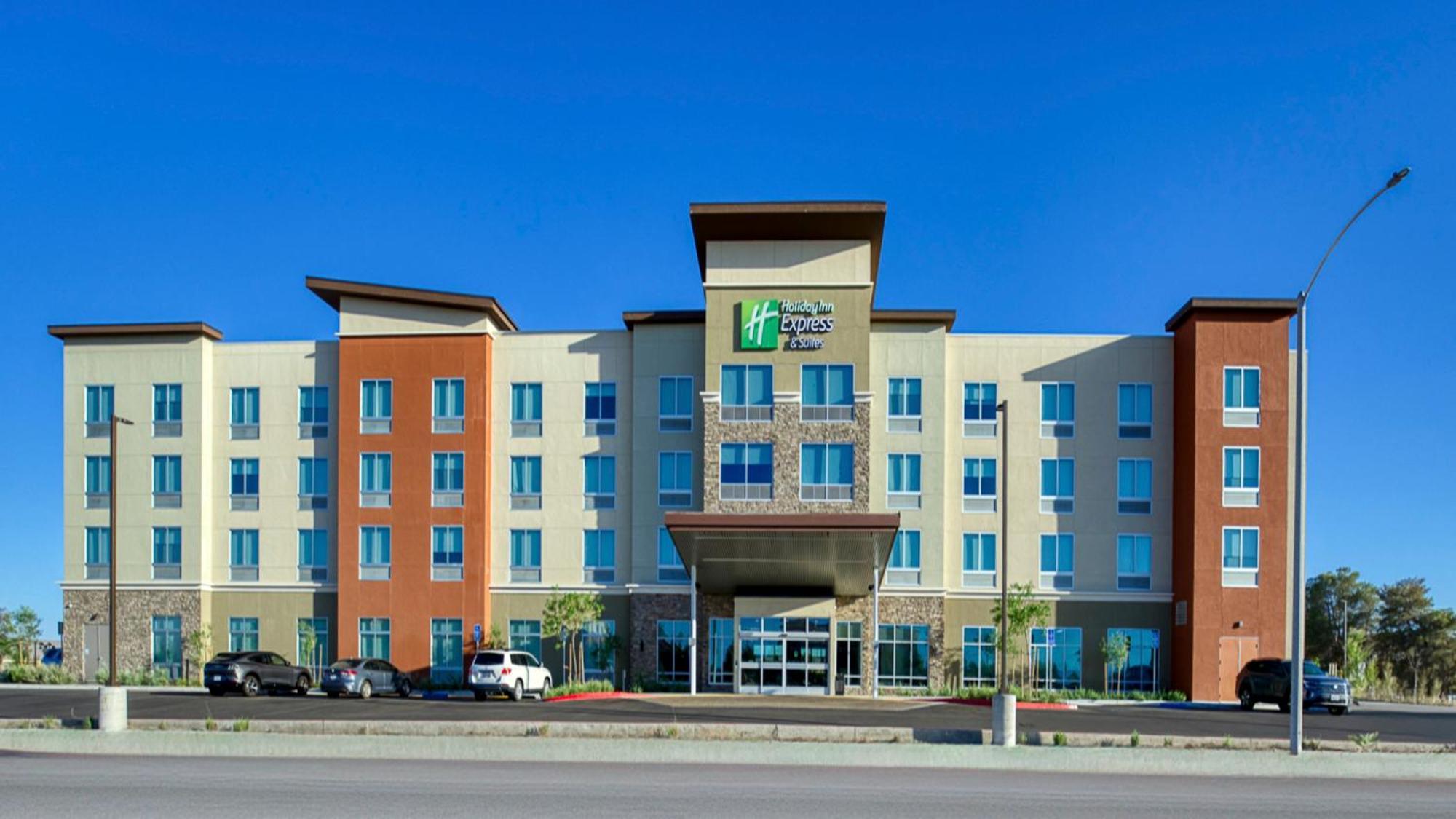 Holiday Inn Express & Suites Ridgecrest - China Lake By Ihg 외부 사진
